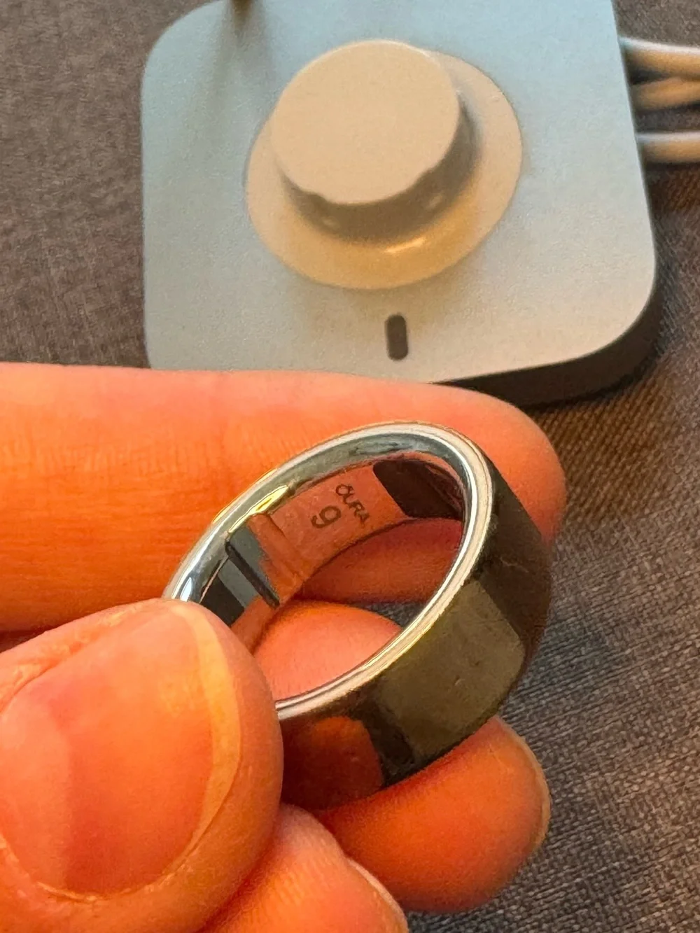 Magnetic Charging Dock for Wearable Ring - Silver